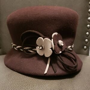 Elegant Brown Floral Women's Hat